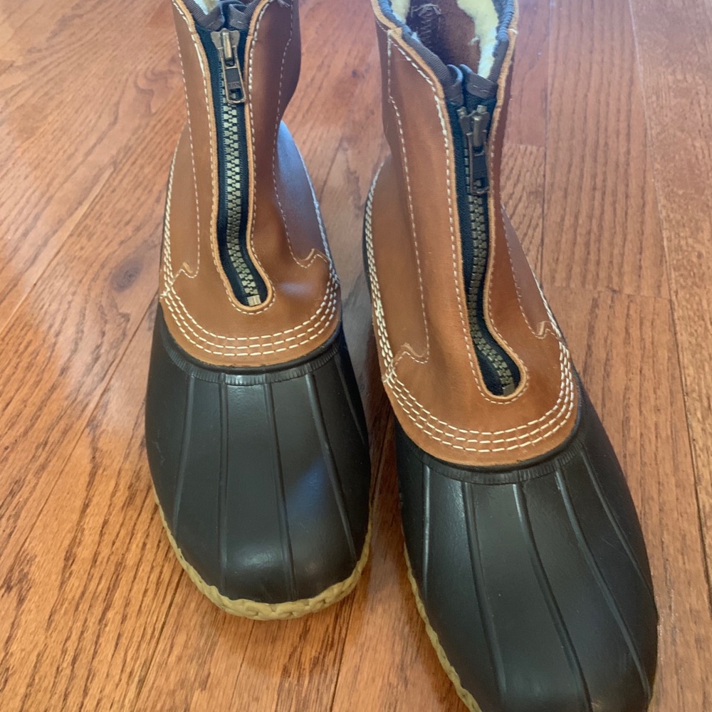 Men’s 11N LL Bean duck boots zipper front NEW